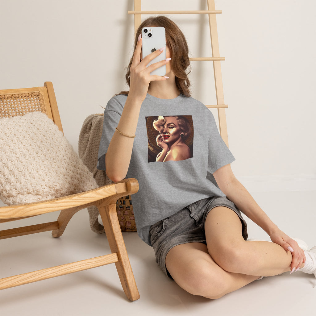 Vintage Glam Portrait Tee — Retro Pinup Art T-Shirt